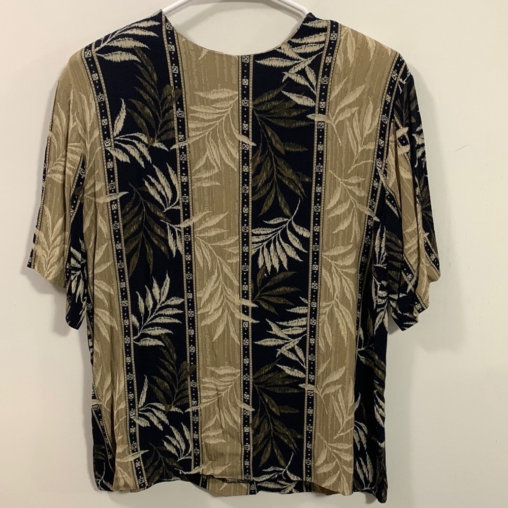 Jaclyn Smith Classics Size small, Y2K or before? But classic style for office